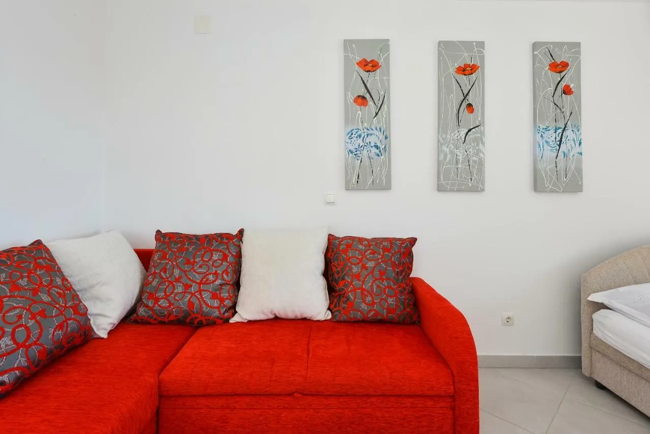 Apartments L&M Vir