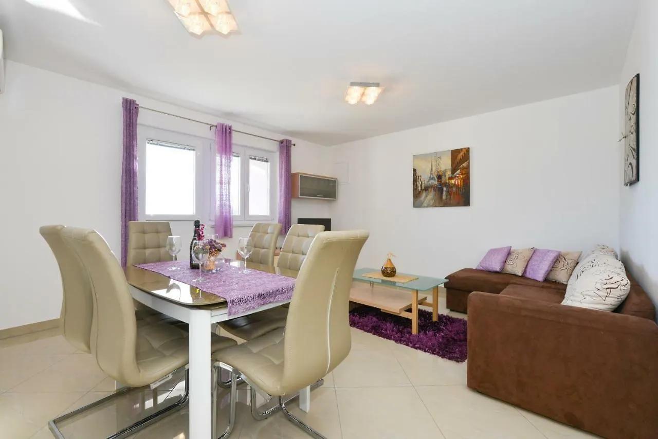 Apartments L&M Vir Croazia
